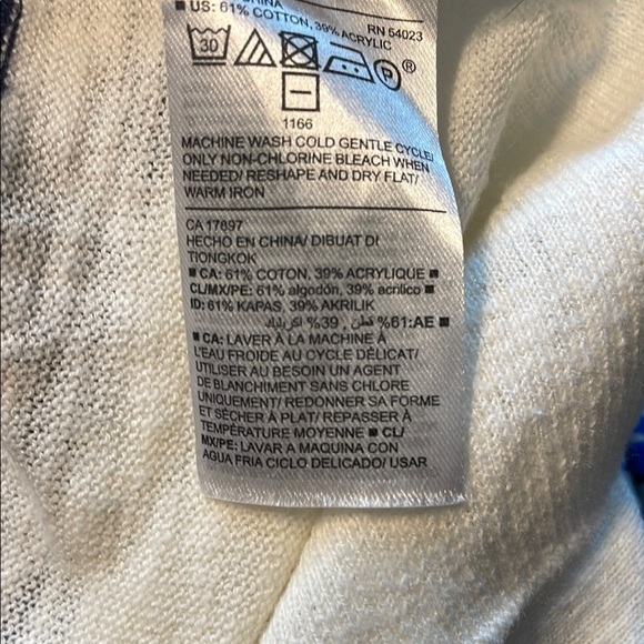 Old Navy Women's Striped Cardigan Sweater Small- White and Blue - Picture 4 of 4